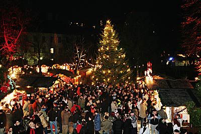Weihnachtsdorf im Alten AKH