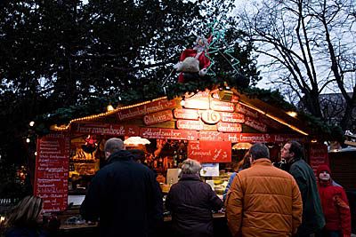 Weihnachtsdorf im Alten AKH