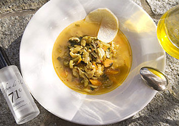 Hechtsuppe mit Williams Parfum de Vie