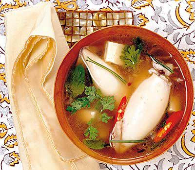 Tintenfisch-Suppe