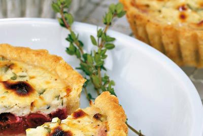 Ziegenkäse-Tartes mit Cranberrys