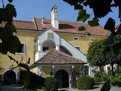 Weingasthof und Vinarium im Leisserhof