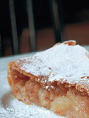 Altwiener Apfelstrudel