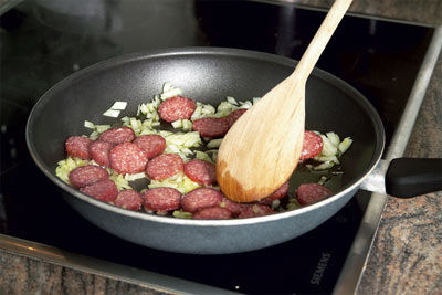 Chorizo in Rotwein