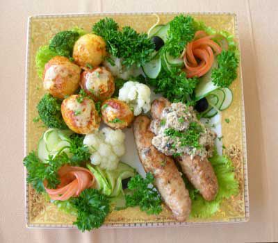 Rouladen mit gebratene Karoffeln und Champignon Sauce
