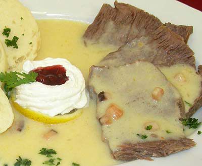 Hefeknödel