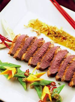 Entenbrust mit roter Currysauce
