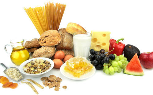 Bild: Hayati Kayhan - Fotolia.com Obst, Milch, Käse