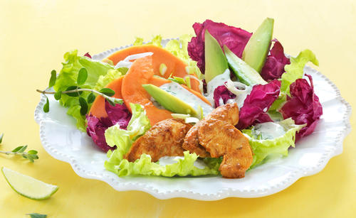 Bild: GUSTO / Ulrike Köb Scharfer Hühnersalat