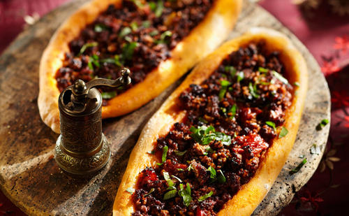 Bild: GUSTO / Stefan Liewehr Türkische Pizza