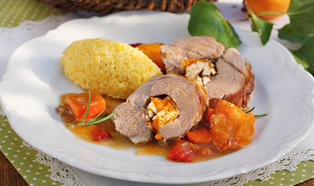 Bild: GUSTO / Eisenhut & Mayer Lammkeule mit Marillengemüse