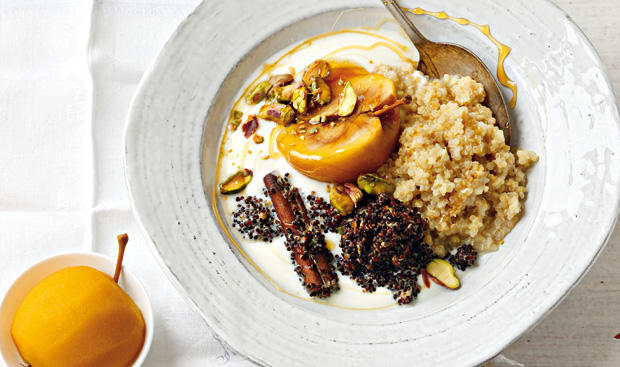 Quinoa-Porridge mit Safranapfel