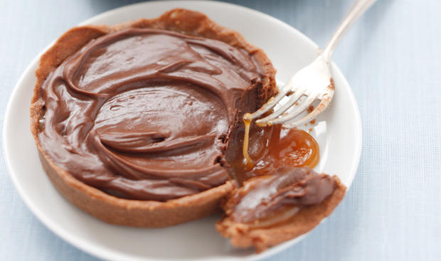 Bild: GUSTO / Theresa Schrems Schoko-Karamell-Tartellets