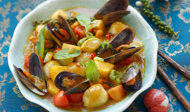 Bild: GUSTO / Theresa Schrems Gelbes Muschelcurry