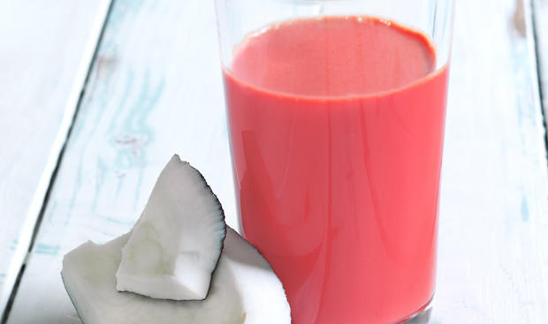 Bild: GUSTO / Ulrike Köb Roter Smoothie