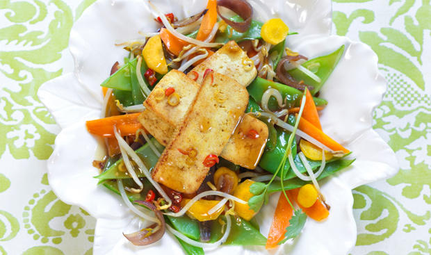 Bild: GUSTO / Ulrike Köb Wokgemüse mit Chili-Tofu