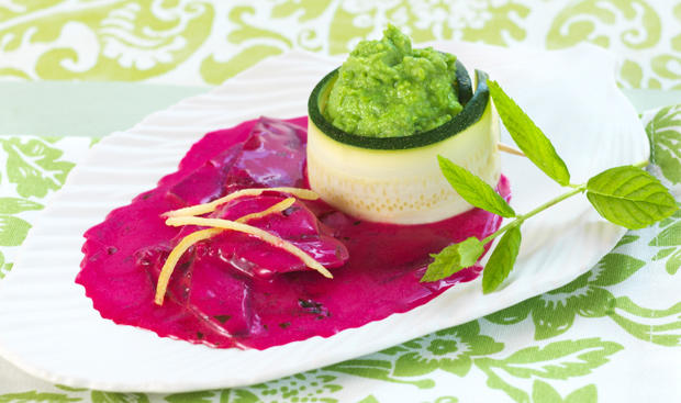 Bild: GUSTO / Ulrike Köb Rote-Rüben-Ragout mit Erbsen