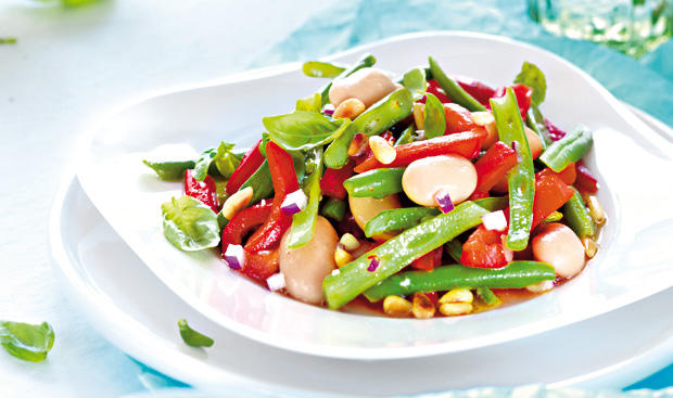 Fisolensalat mit Röstpaprika