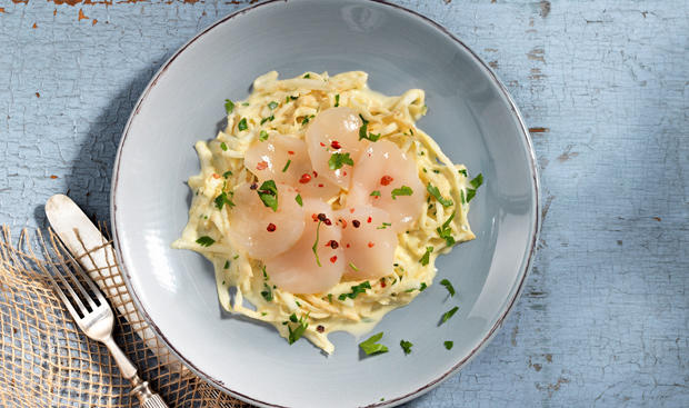 Bild: Gusto Eisenhut & Mayer Jakobsmuscheln mit Sellerie