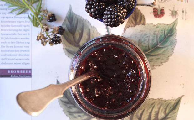 Bild: GUSTO / Koeb Ulrike Brombeer-Verbene-Konfitüre
