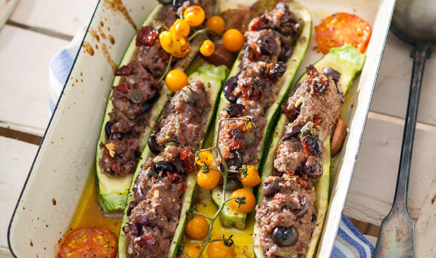 Bild: GUSTO / Dieter Brasch Zucchini mit Lamm-Kräuter-Fülle