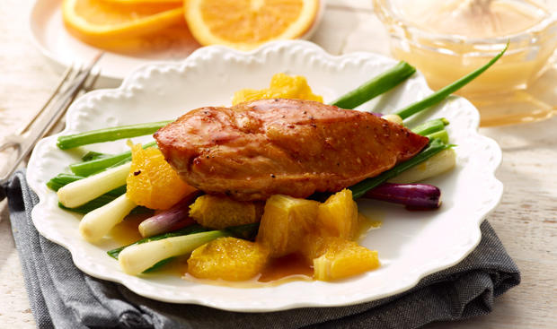 Bild: GUSTO / Brasch Dieter Mit Orangenblütenhonig glasierte Hühnerbrust