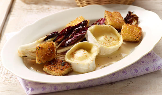 Bild: GUSTO / Brasch Dieter Ziegenkäse mit Lavendelblütenhonig
