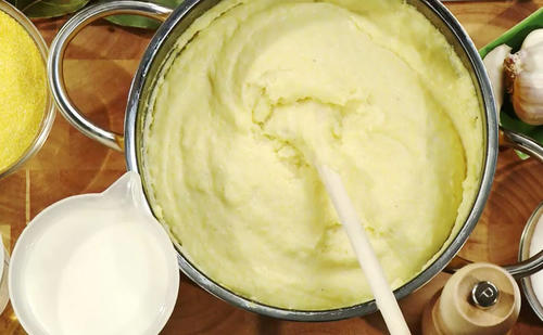 Bild: G+J Digital Products Video-Kochschule: Cremige Polenta