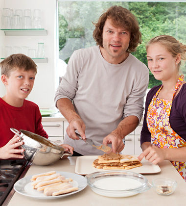 Kinderküche: Schoko-Igel mit Biskotten