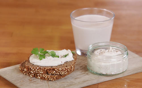 Bild: G+J Digital Products Nussmilch und Nusskäse