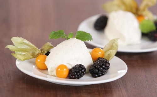 Bild: G+J Digital Products Vegane weiße Mousse