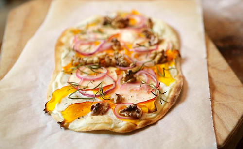 Bild: G+J Digital Products/Ulf Miers Kürbisflammkuchen: von A-Z selbst gemacht