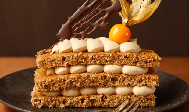 Bild: GUSTO / Schrems Theresa Mandelschnitte mit Espressocreme