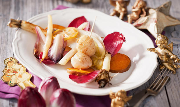 Bild: GUSTO / Brasch Dieter Jakobsmuscheln mit Schwarzwurzeln und Chicorée