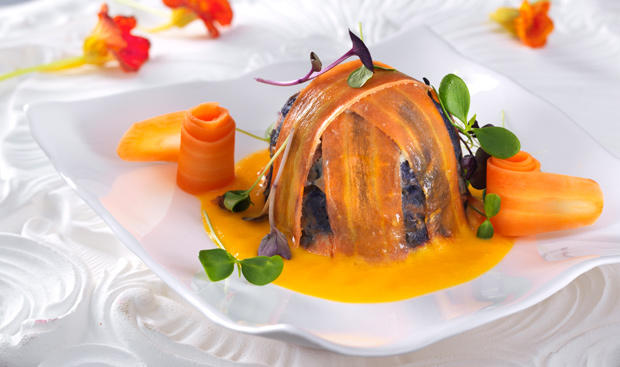 Bild: GUSTO / Koeb Ulrike Karottenflan mit Sauce