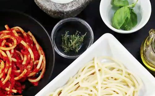 Bild: G+J Digital Products Kochschule Nudeln kochen