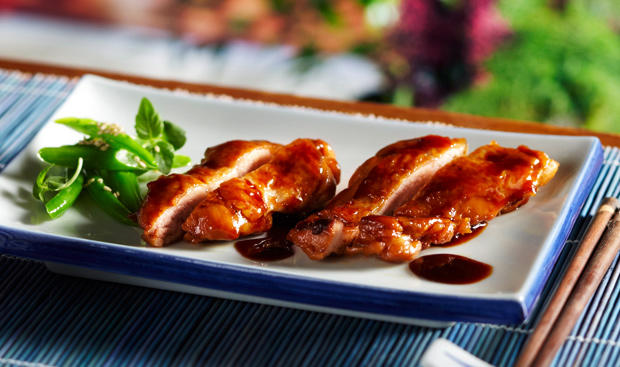 Hühnerkeulen-Teriyaki mit Fisolen