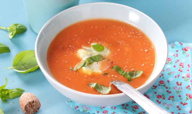 Bild: GUSTO / Ulrike Köb Sellerie-Paradeissuppe