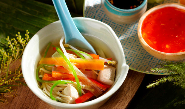 Bild: GUSTO / Stefan Liewehr Hotpot mit Huhn