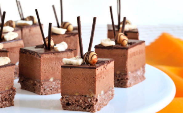 Erdnuss-Gianduja-Bananen-Würfel