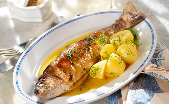 Forelle nach Müllerin Art • Rezept • GUSTO.AT