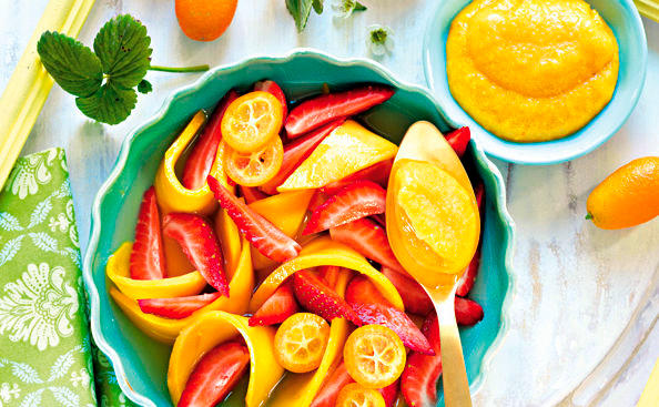 Obstsalat mit Marillencreme