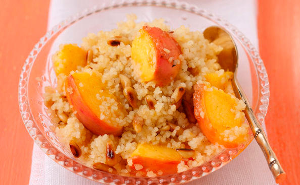 Gebratener Couscous mit Pfirsich