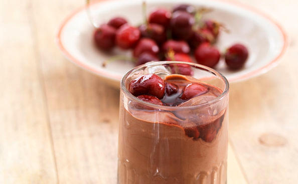 Schokocreme mit Rotweinkirschen