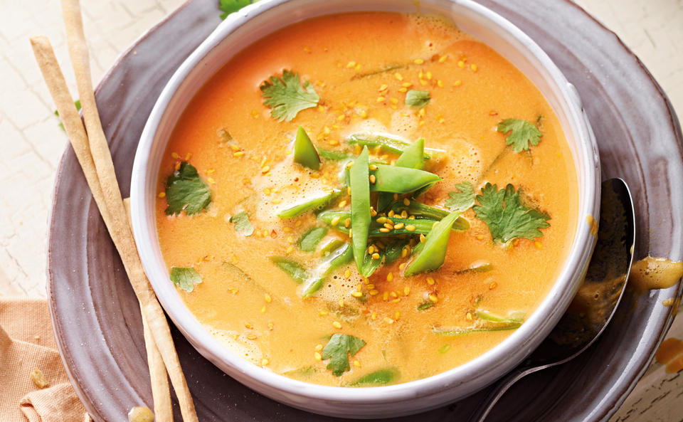 Süßkartoffelsuppe mit Kokosmilch