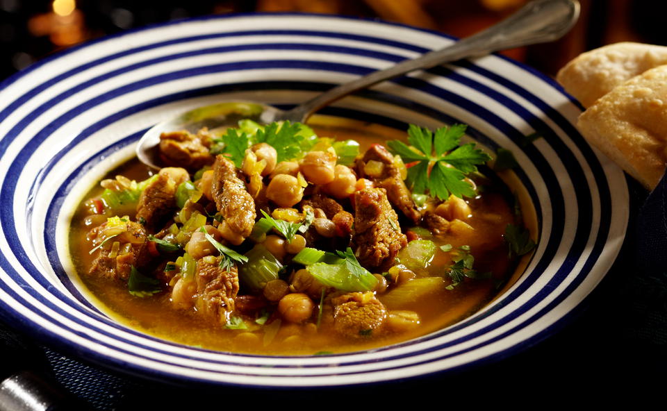 Harira: Marokkanische Kichererbsen-Linsen-Suppe