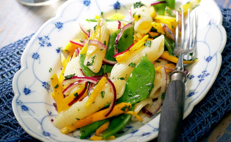 Penne mit Kürbis und Zuckerschoten