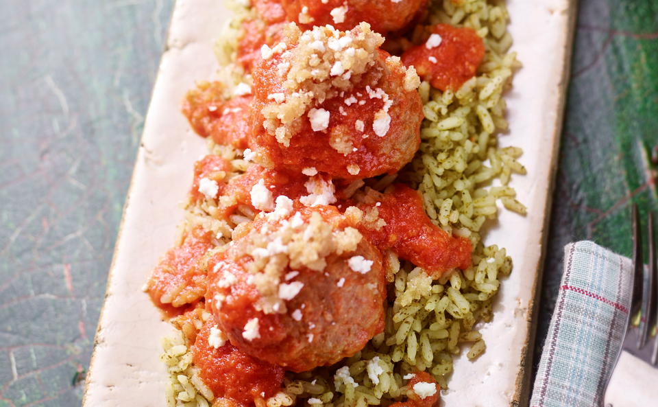 Albóndigas con Chicharrón: Mexikanische Fleischknödel