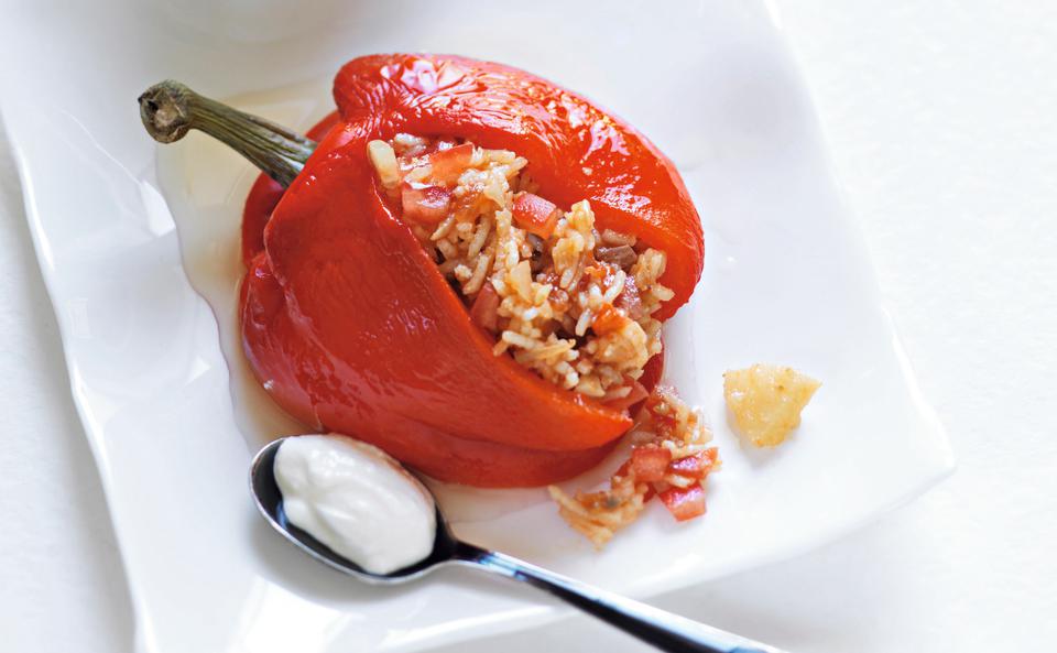 Vegetarisch gefüllte Paprika mit Reis