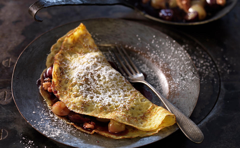 Crêpes mit Trauben-Nussfülle